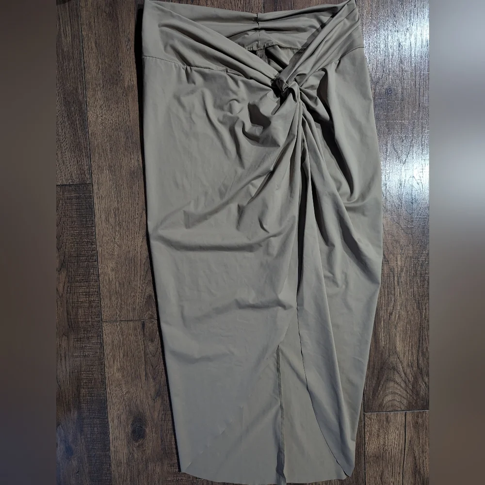 SKIMS Signature Recycled Swim Sarong Skirt Desert Sand/Tan Womens Size 3X NWT!